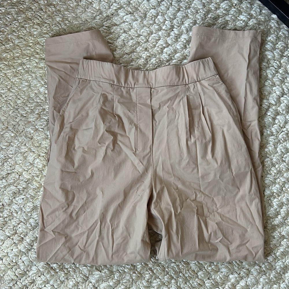 Lululemon tan trousers
